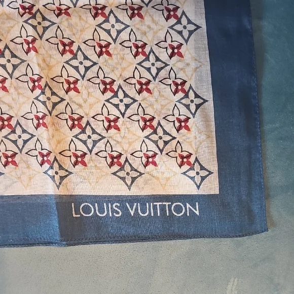 Authentic Vintage Louis Vuitton Cotton Monogram Scarf-Beautiful! - Picture 3 of 6